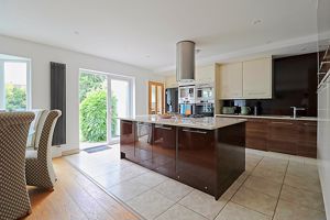 Photo 46- click for photo gallery